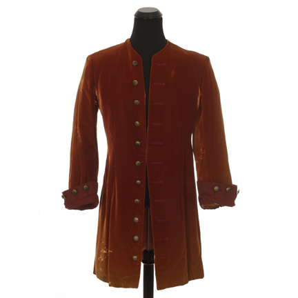 AGAINST ALL FLAGS - Capt. Roc Brasiliano (Anthony Quinn)  velvet pirate coat