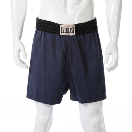CINDERELLA MAN - James J. Braddock (Russell Crowe) cotton boxing shorts and practice shirt