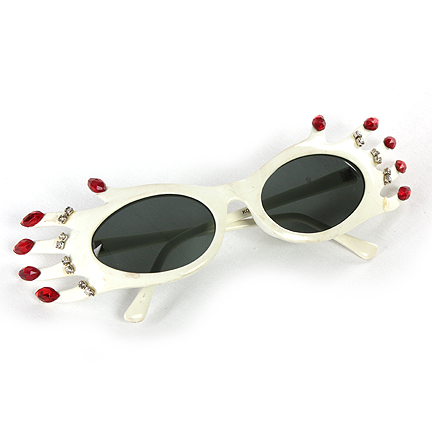 FATAL BEAUTY - Rita Rizzoli (Whoopi Goldberg) White Sun Glasses with Jewels