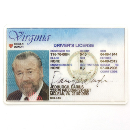 EDGE OF DARKNESS - Darius Jedburgh (Ray Winstone) Virginia Driver's License