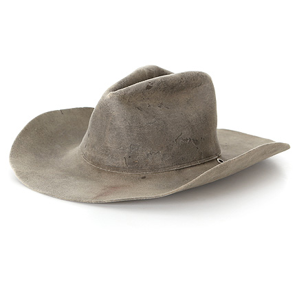 IRON MAN 3 - Tony Stark (Robert Downey Jr.) cowboy hat