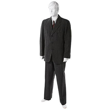 ROAD TO PERDITION - Michael Sullivan Sr. (Tom Hanks) Complete Suit with Faux Blood