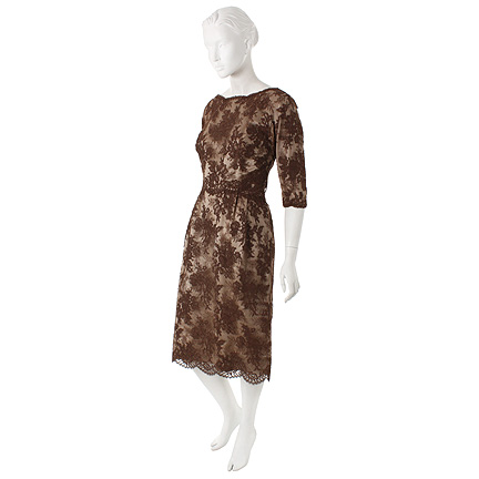 HITCHCOCK -  Alama Reville (Helen Mirren) 1950s lace dress