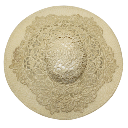 EVITA  White lace hat worn by Eva Peron (Madonna)