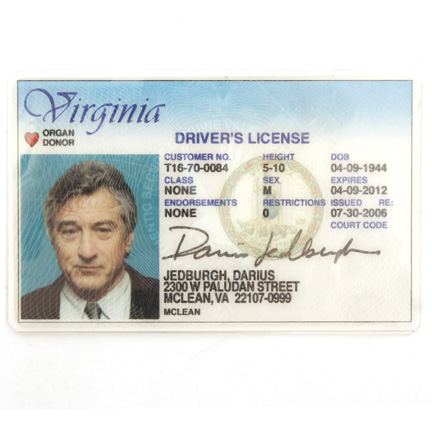 EDGE OF DARKNESS - Darius Jedburgh (Robert De Niro) Virginia Driver's License