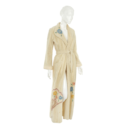 ONE DAY AT A TIME - Julie Cooper (Mackenzie Phillips) Vintage Chenille Bathrobe with Flower Embroide