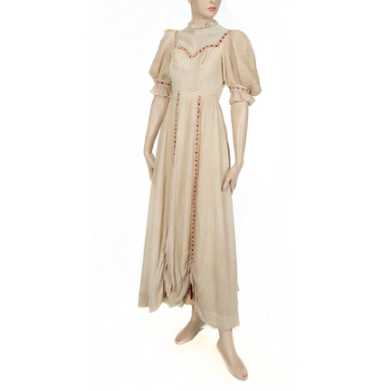 THE VANQUISHED - Lucy Colfax (Karen Sharpe) Edith Head Designed Paramount Gown